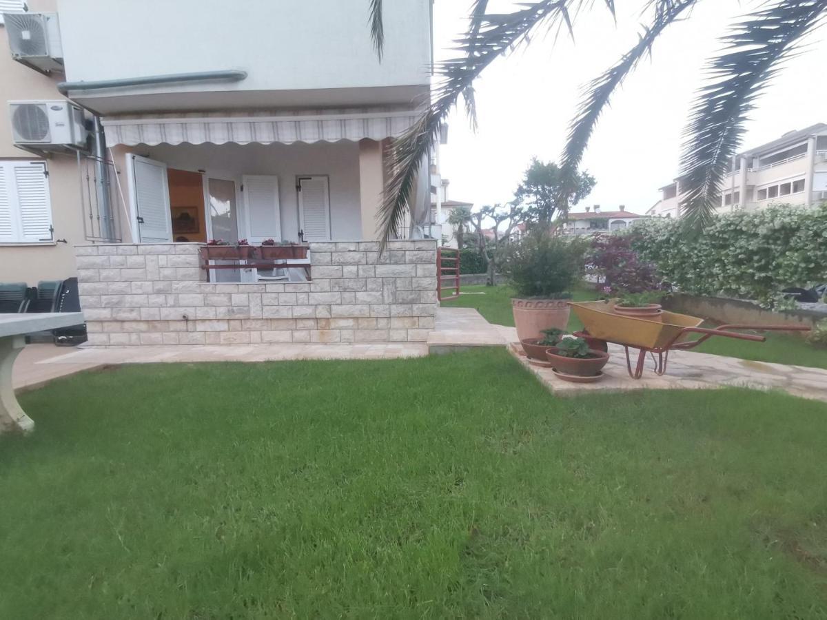 Apartman Hola Novigrad Istria Exteriör bild
